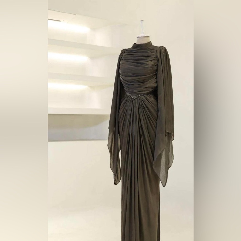 Long sleeve maxi dress